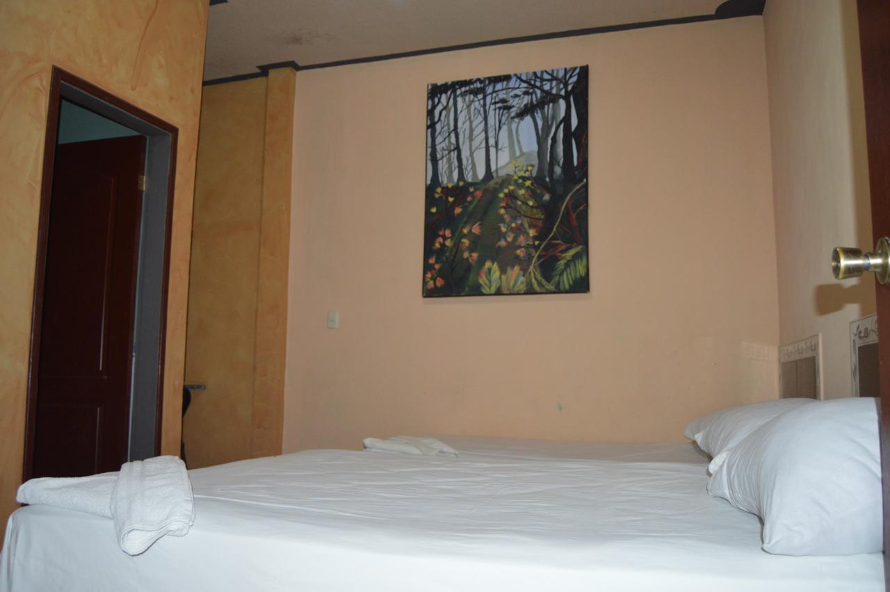 Hotel Escalon Santa Rosa de Copán Zewnętrze zdjęcie